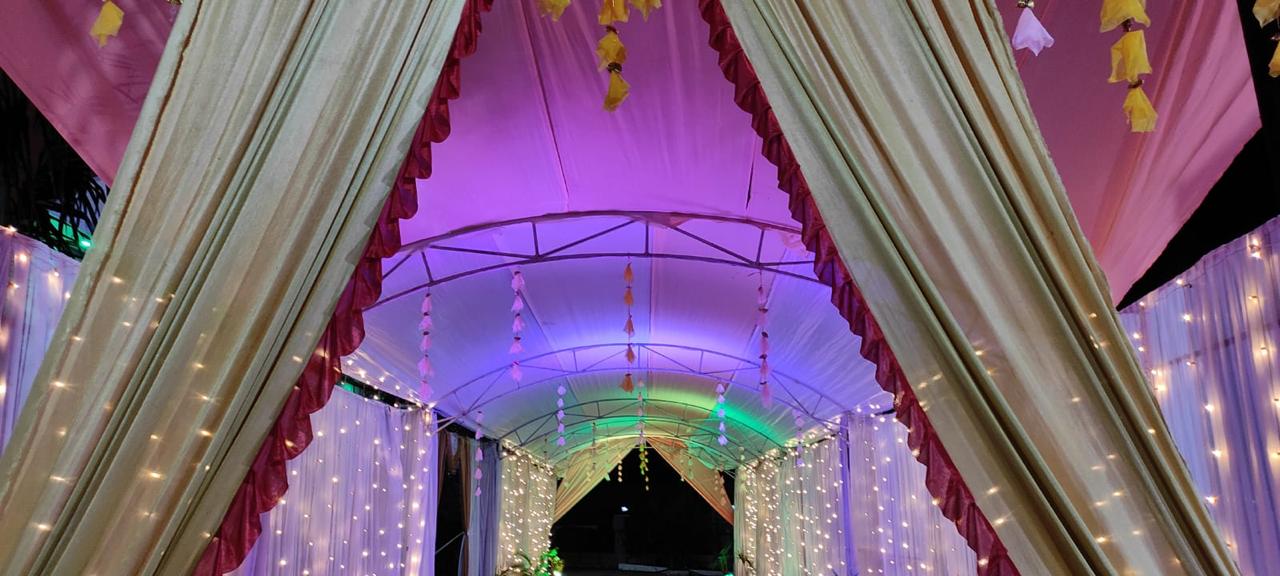 Entry decor